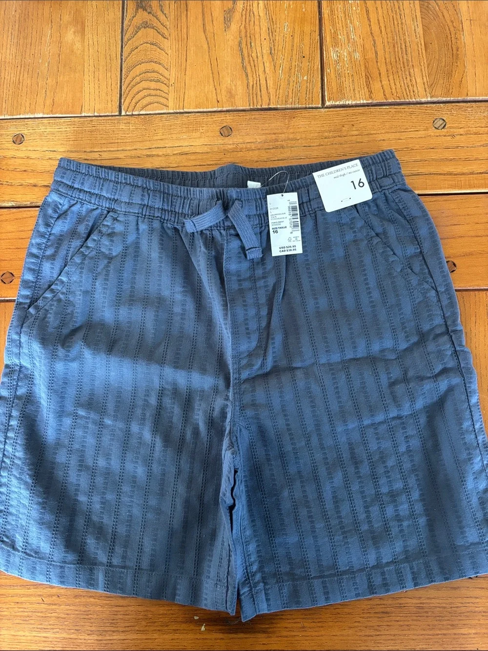The Children's Place Navy Textured Pull-On Shorts. Large or size 16